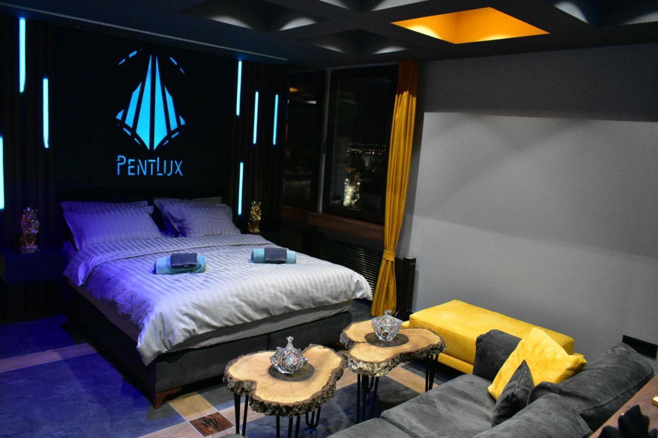 Pentlux - Spa Penthouse In The Heart Of Skopje Ngoại thất bức ảnh