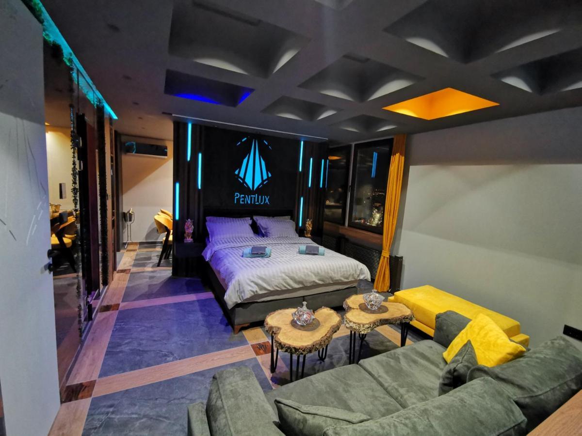 Pentlux - Spa Penthouse In The Heart Of Skopje Ngoại thất bức ảnh