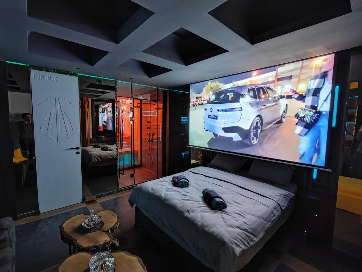 Pentlux - Spa Penthouse In The Heart Of Skopje Ngoại thất bức ảnh