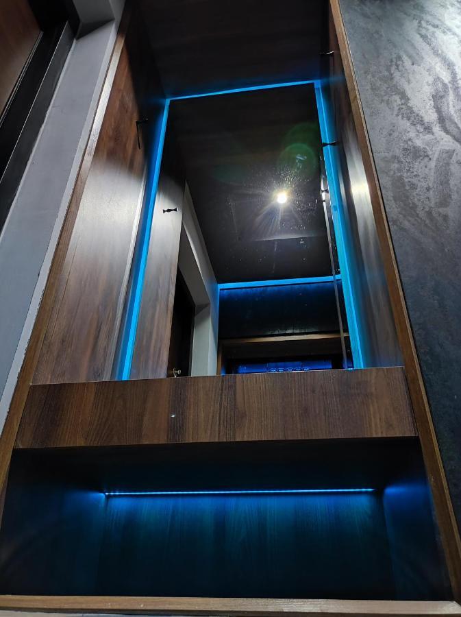 Pentlux - Spa Penthouse In The Heart Of Skopje Ngoại thất bức ảnh