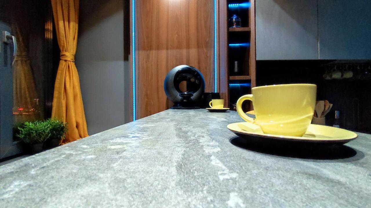 Pentlux - Spa Penthouse In The Heart Of Skopje Ngoại thất bức ảnh